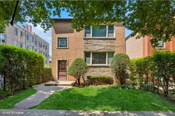 $2,500 | 134 Callan Avenue, Unit 2, Evanston, IL 60202