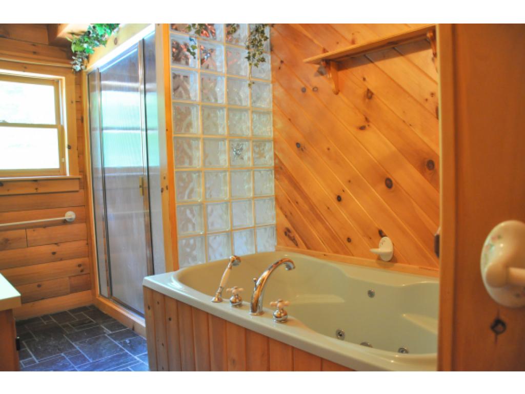 2092 Richmond Road Hinesburg, VT 05461 - Photo 14 of 36 Gallery Image 14