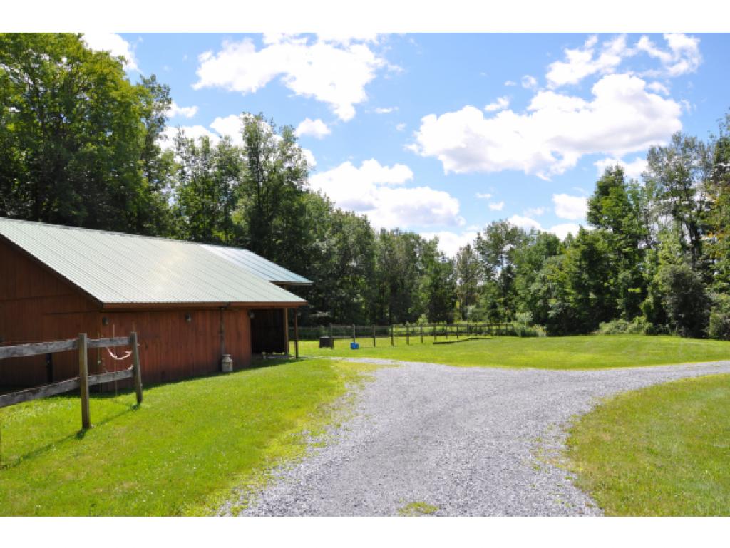 2092 Richmond Road Hinesburg, VT 05461 - Photo 5 of 36 Gallery Image 5