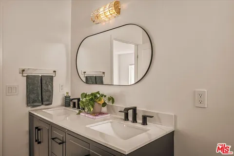 $1,495,000 | 2144 Echo Park Avenue, Los Angeles, CA 90026