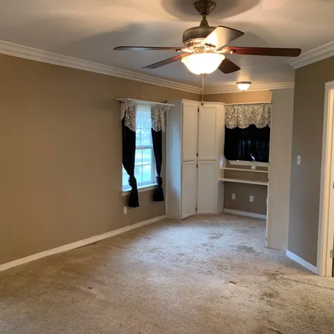 $400,000 | 210 Willow Bend, Onalaska, TX 77360