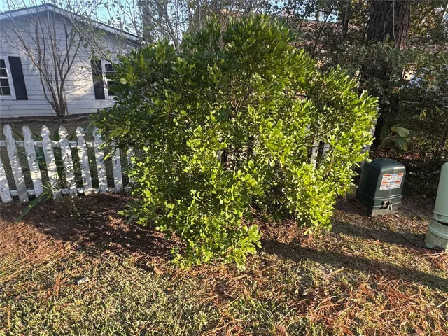 $400,000 | 210 Willow Bend, Onalaska, TX 77360