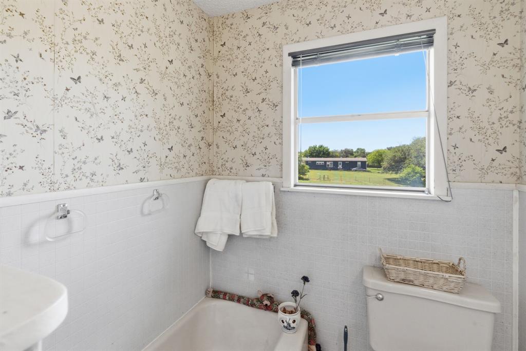 7485 Portwood Road Azle, TX 76020 - Photo 36 of 40