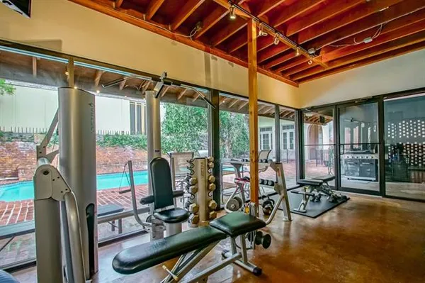 $14,000 | 801 St Joseph Street, Unit PH1, New Orleans, LA 70113