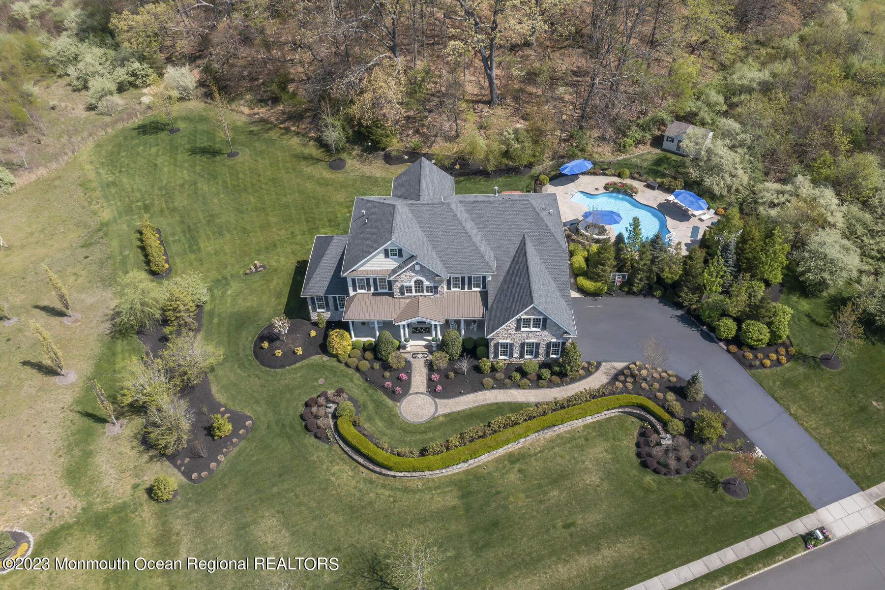 18 Weathervane Circle Cream Ridge, NJ 08514 - Photo 1 of 72 18 weather Drone 48 - Copy