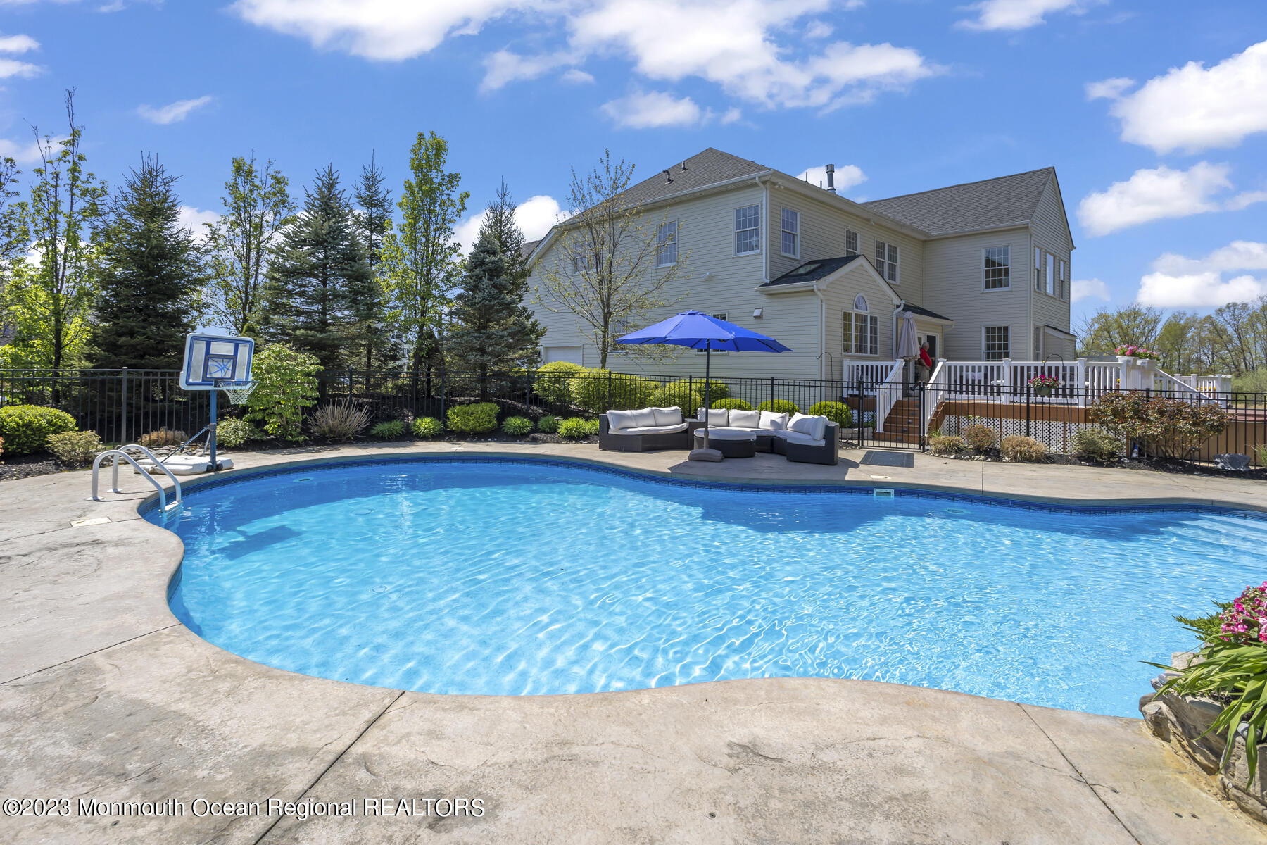 18 Weathervane Circle Cream Ridge, NJ 08514 - Photo 16 of 72 18 weathervane 356