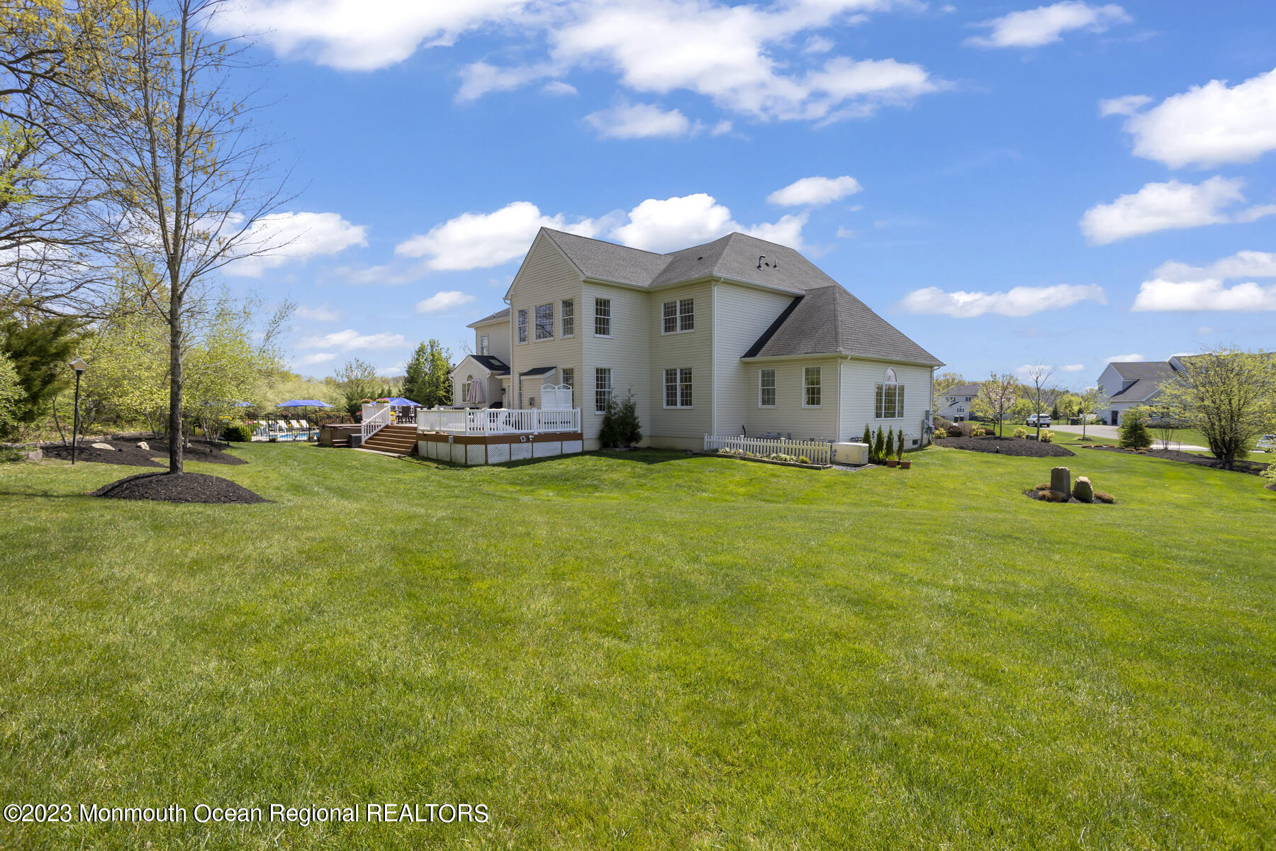 18 Weathervane Circle Cream Ridge, NJ 08514 - Photo 27 of 72 18 weathervane 314