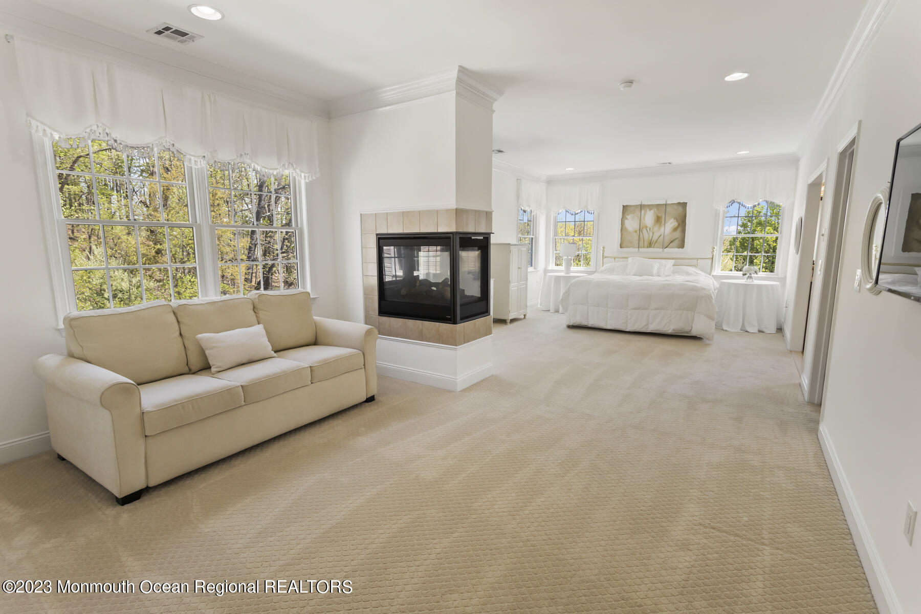 18 Weathervane Circle Cream Ridge, NJ 08514 - Photo 56 of 72 18 weathervane 200 - Copy