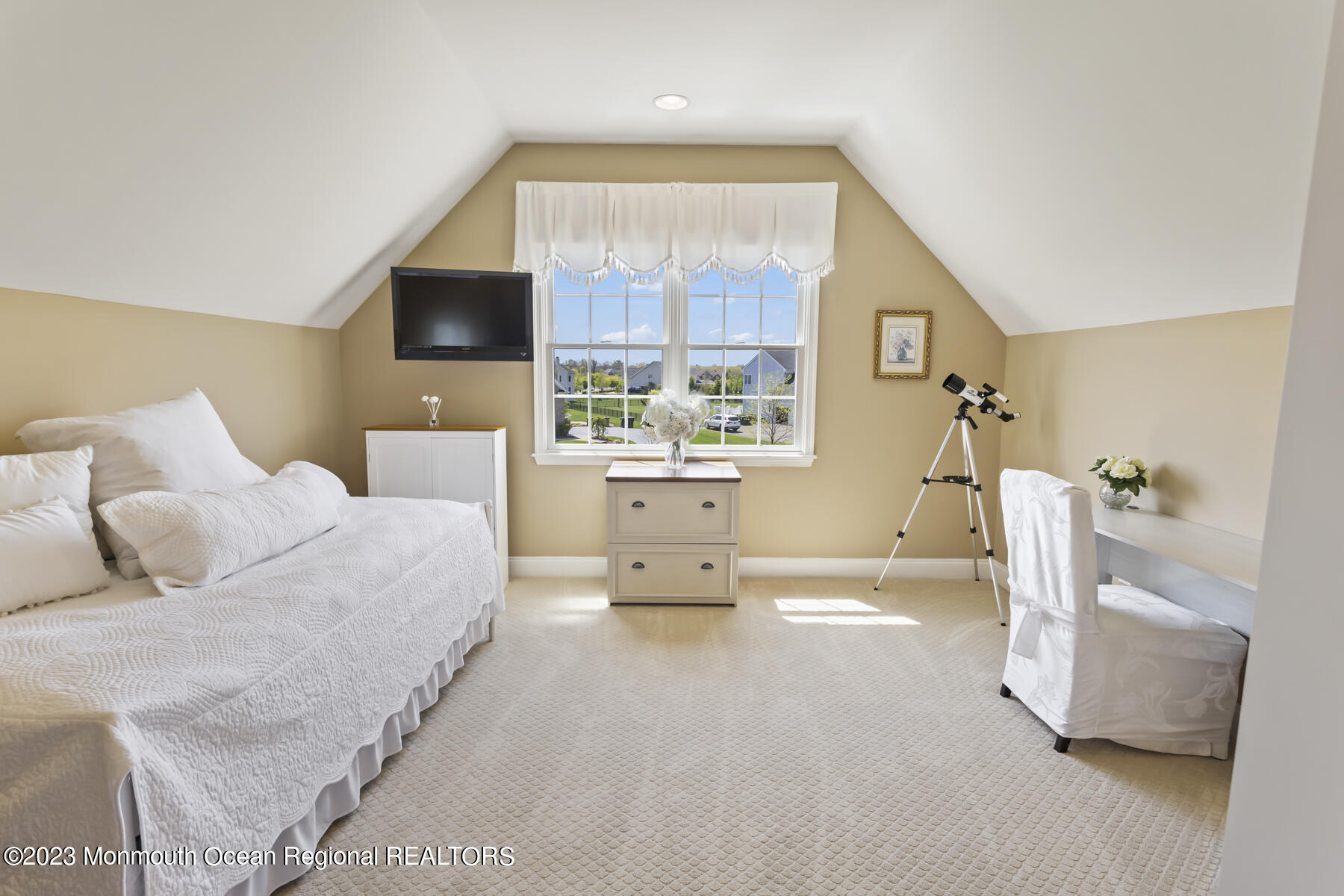 18 Weathervane Circle Cream Ridge, NJ 08514 - Photo 67 of 72 18 weathervane 255