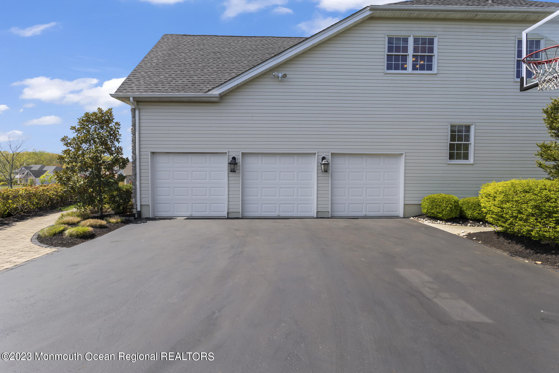 18 Weathervane Circle Cream Ridge, NJ 08514 - Photo 69 of 72 18 weathervane 368