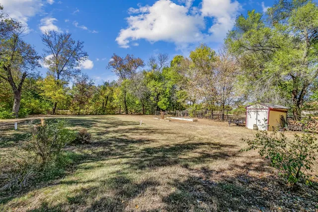 $198,500 | 9503 Southwest Haverhill Road, Augusta, KS 67010