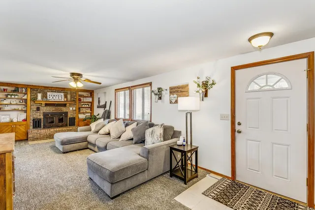 $198,500 | 9503 Southwest Haverhill Road, Augusta, KS 67010