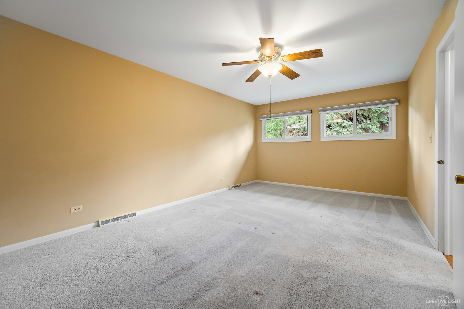 S633 Grant Street Winfield, IL 60190 - Photo 16 of 36