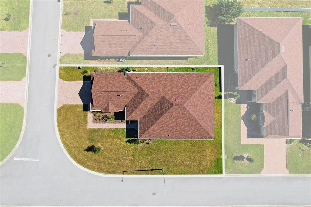 5470 West Hunter Run Lane Homosassa, FL 34446 - Photo 13 of 46 an aerial view of a swimming pool