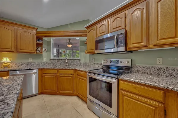 $675,000 | 15241 Shady Lane, Tavares, FL 32778