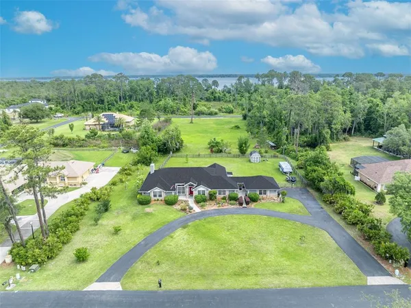 $675,000 | 15241 Shady Lane, Tavares, FL 32778