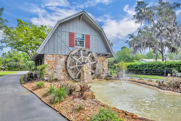 $675,000 | 15241 Shady Lane, Tavares, FL 32778