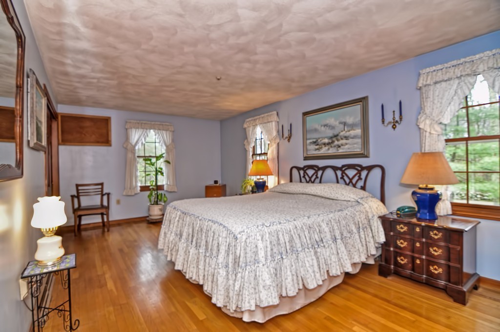 35 Teresa Road Hopkinton, MA 01748 - Photo 12 of 27 Gallery Image 12