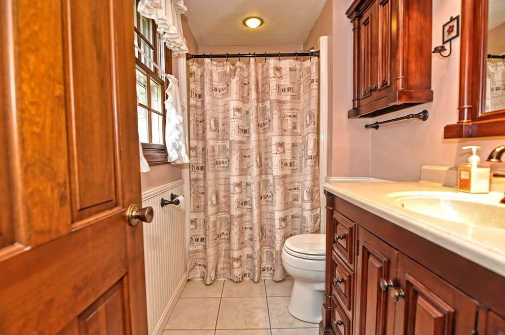35 Teresa Road Hopkinton, MA 01748 - Photo 14 of 27 Gallery Image 14