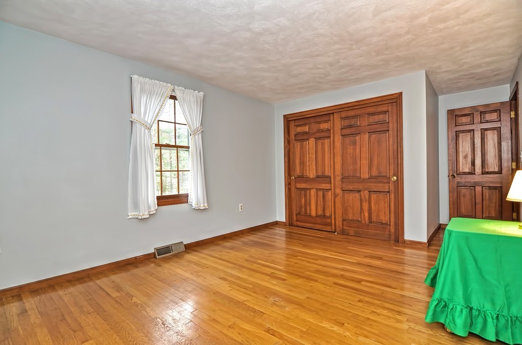 35 Teresa Road Hopkinton, MA 01748 - Photo 17 of 27 Gallery Image 17