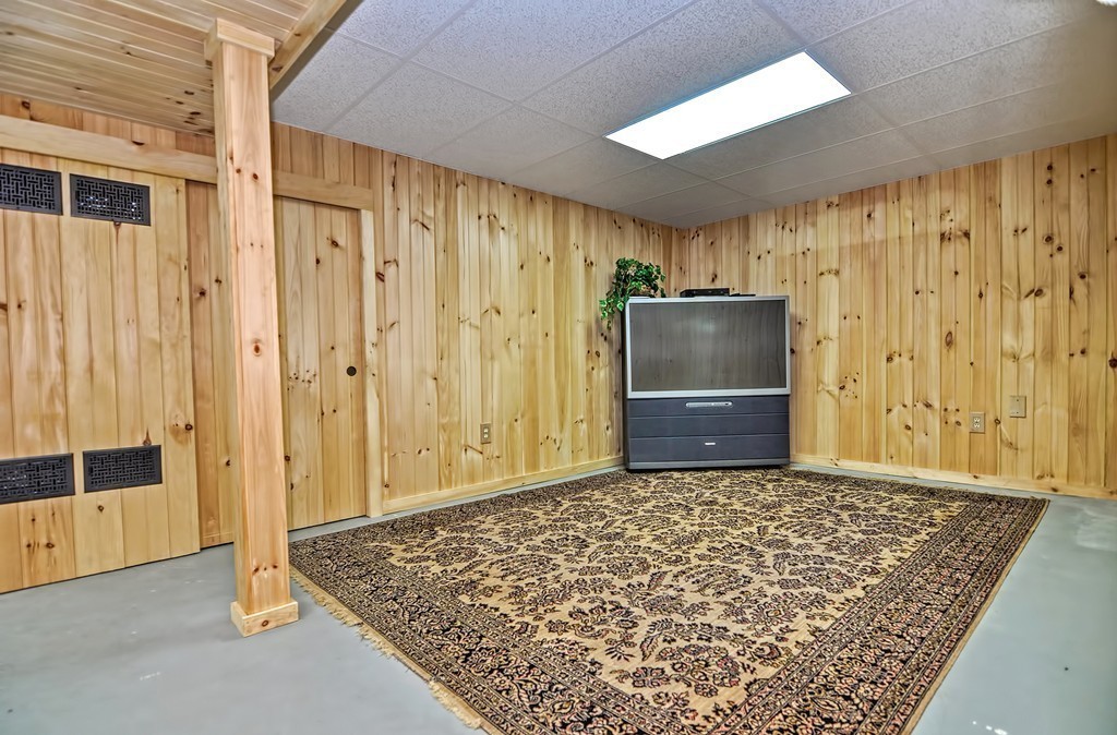 35 Teresa Road Hopkinton, MA 01748 - Photo 23 of 27 Gallery Image 23