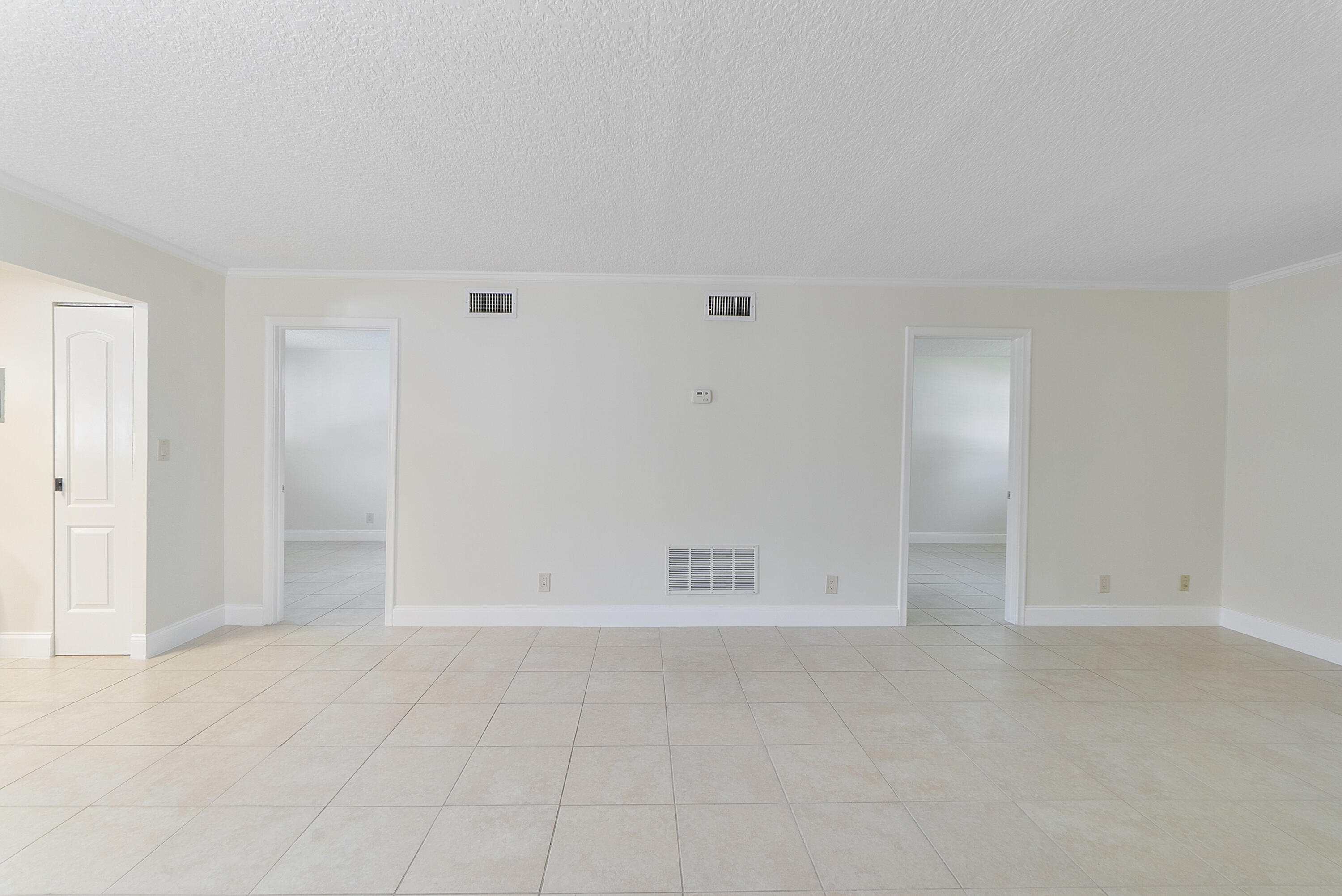50 Southeast 12th Street, Unit 1380 Boca Raton, FL 33432 - Photo 3 of 10 50 SE 12th St C138_07