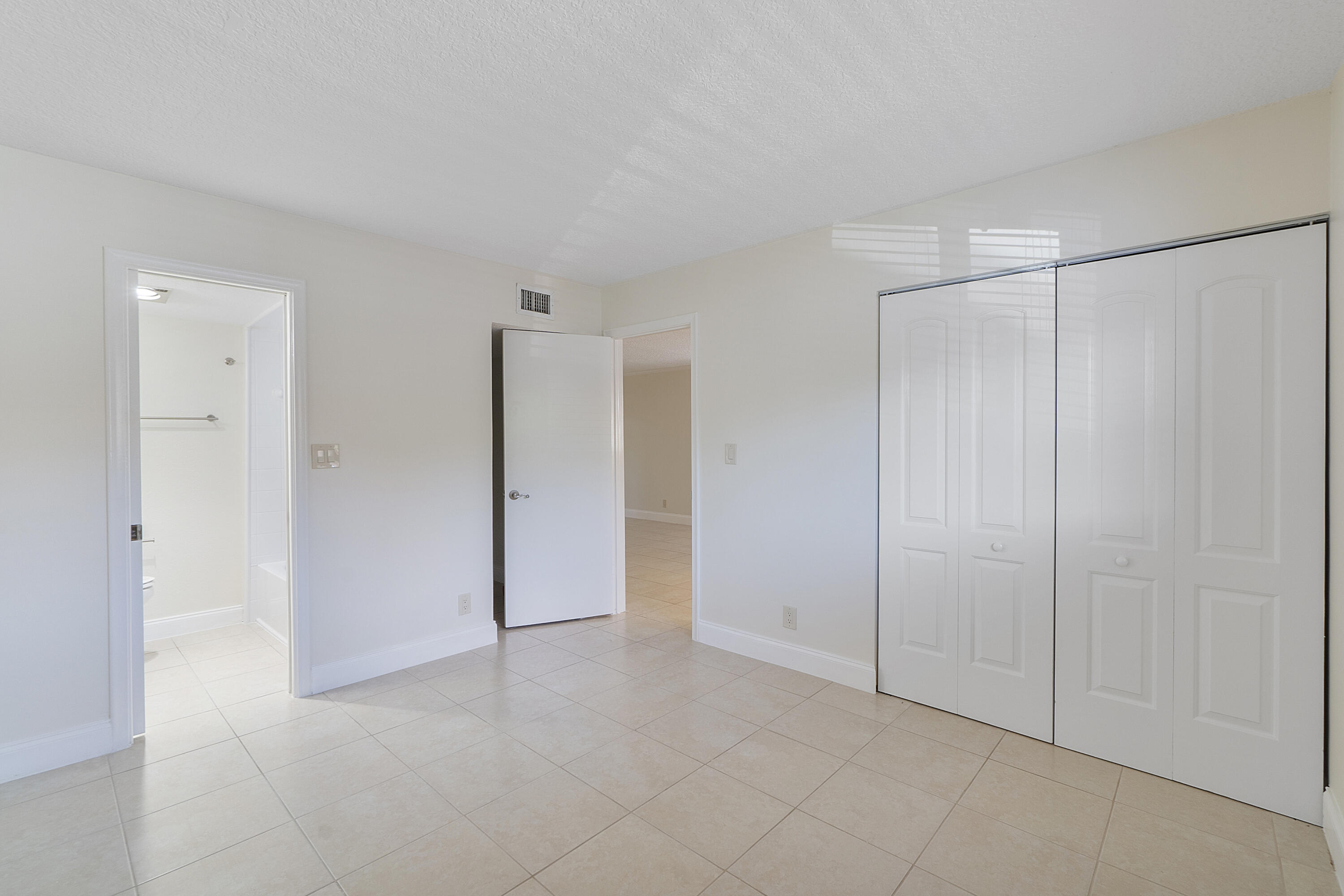 50 Southeast 12th Street, Unit 1380 Boca Raton, FL 33432 - Photo 6 of 10 50 SE 12th St C138_03