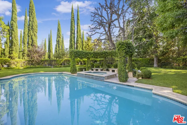 $40,000 | 9742 Wendover Drive, Beverly Hills, CA 90210