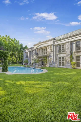 $40,000 | 9742 Wendover Drive, Beverly Hills, CA 90210