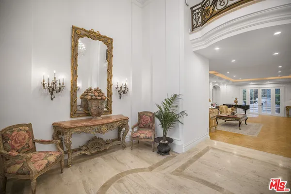 $40,000 | 9742 Wendover Drive, Beverly Hills, CA 90210