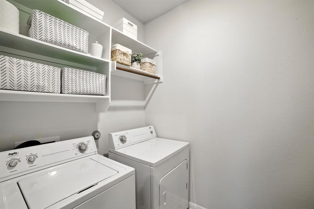 324 Mountain Valley Street Georgetown, TX 78628 - Photo 23 of 37