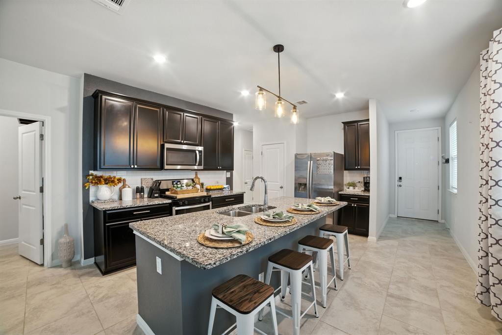 324 Mountain Valley Street Georgetown, TX 78628 - Photo 3 of 37