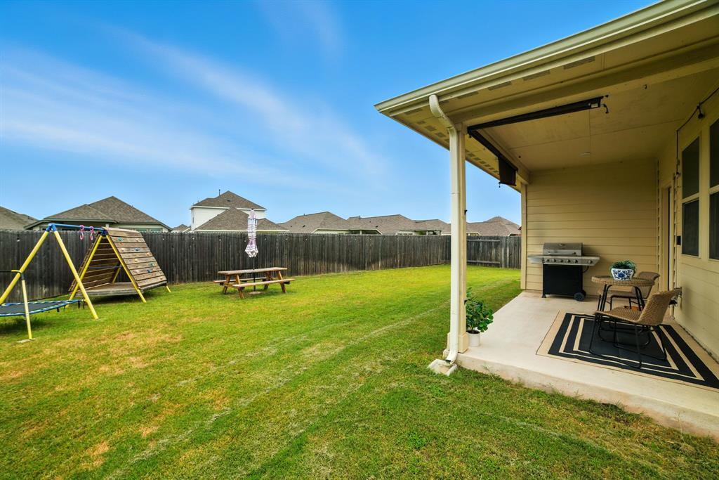 324 Mountain Valley Street Georgetown, TX 78628 - Photo 34 of 37