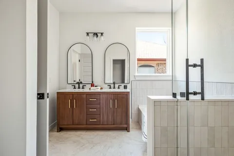 $425,000 | 1516 Natural Bridge Lane, Pflugerville, TX 78660