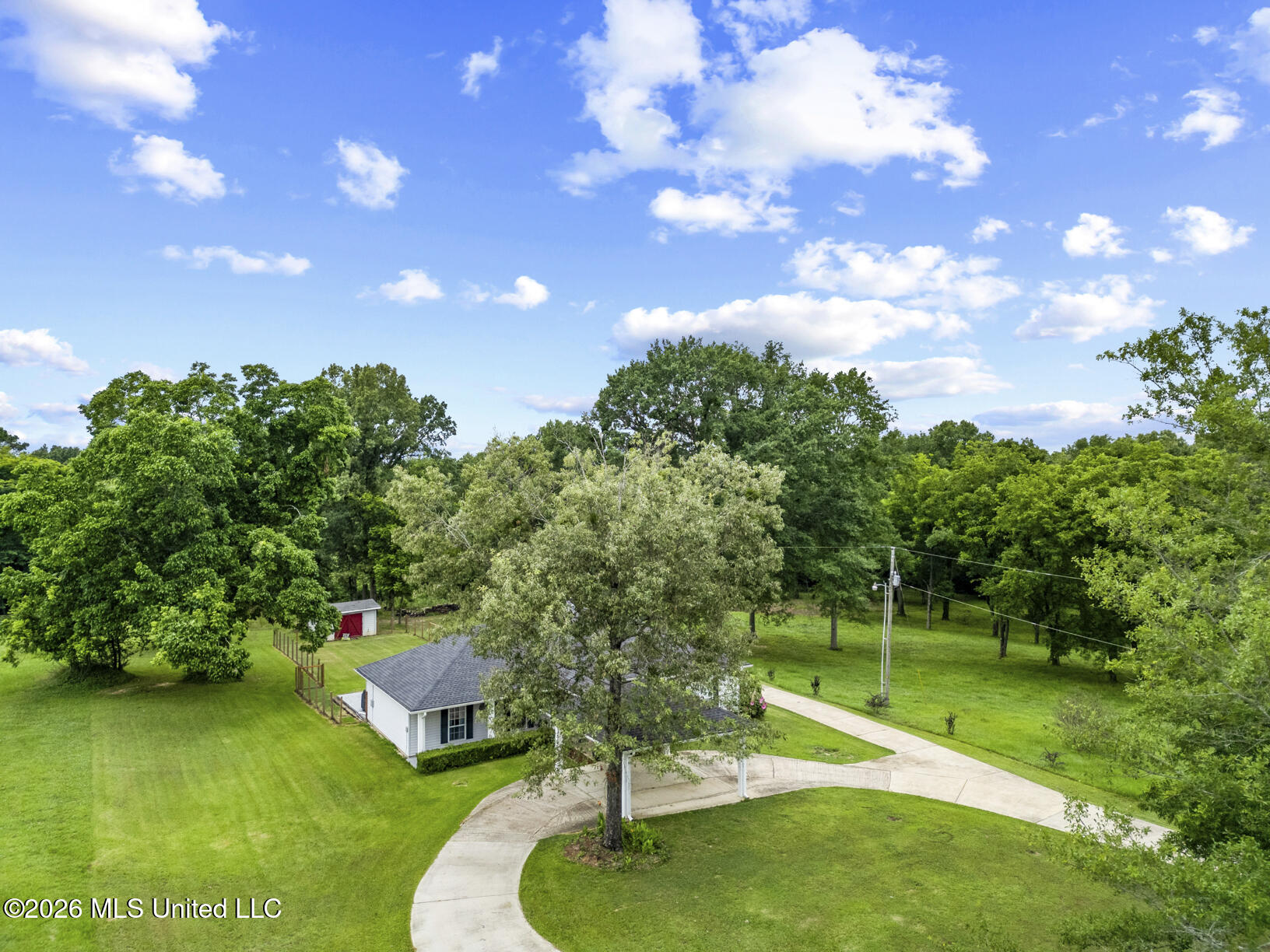 512 Stokes Road Ridgeland, MS 39157 - Photo 37 of 37 512 Stokes drone-1