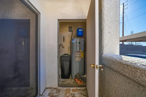 $228,000 | 2212 North Kiowa Boulevard, Unit 113, Lake Havasu City, AZ 86403