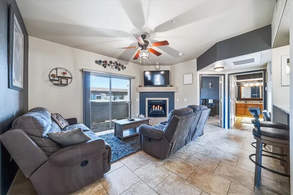 $228,000 | 2212 North Kiowa Boulevard, Unit 113, Lake Havasu City, AZ 86403