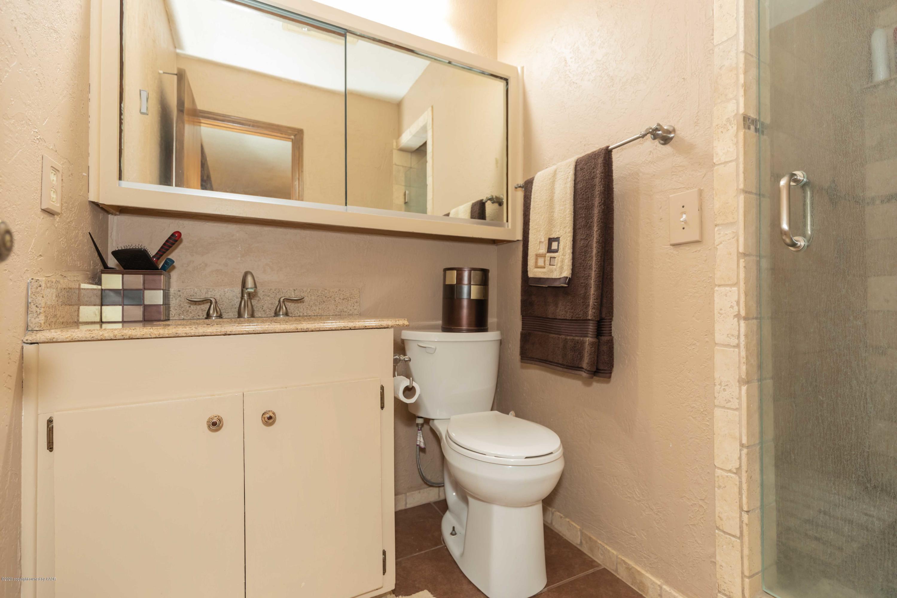 6118 Rutgers Street Amarillo, TX 79109 - Photo 11 of 21 MASTER BATH VIEW 1
