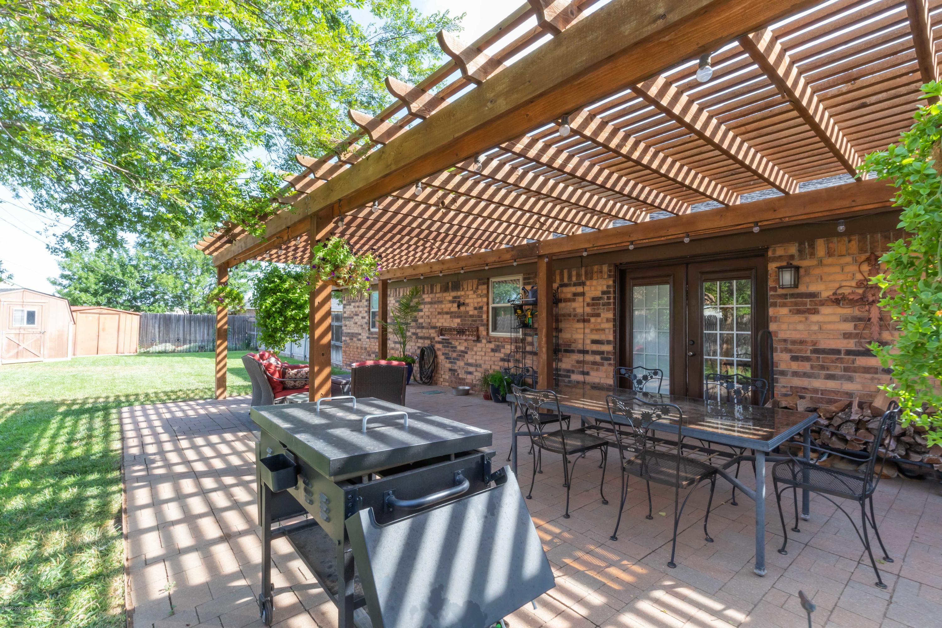 6118 Rutgers Street Amarillo, TX 79109 - Photo 19 of 21 PATIO VIEW 3