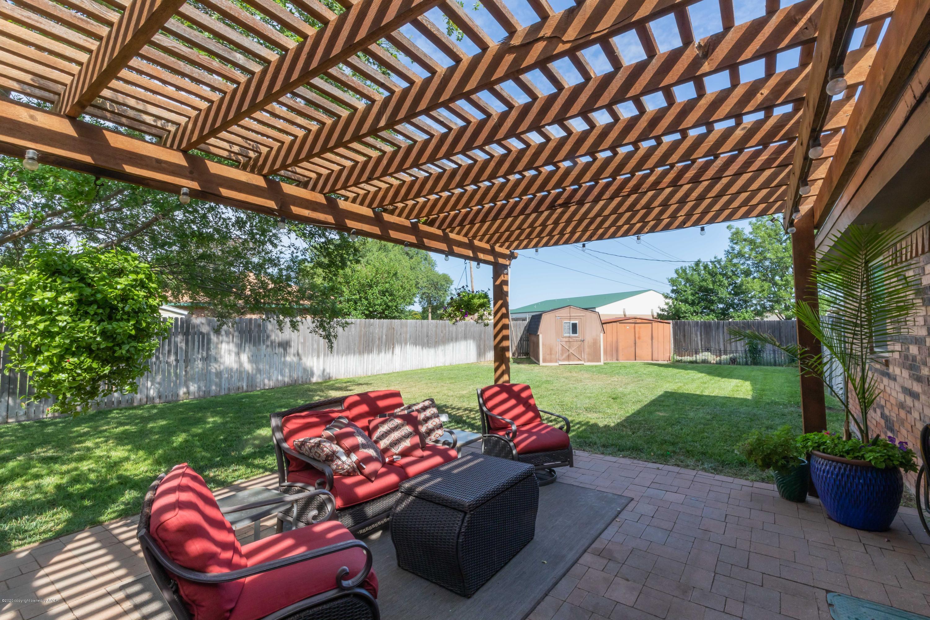 6118 Rutgers Street Amarillo, TX 79109 - Photo 20 of 21 PATIO VIEW 4