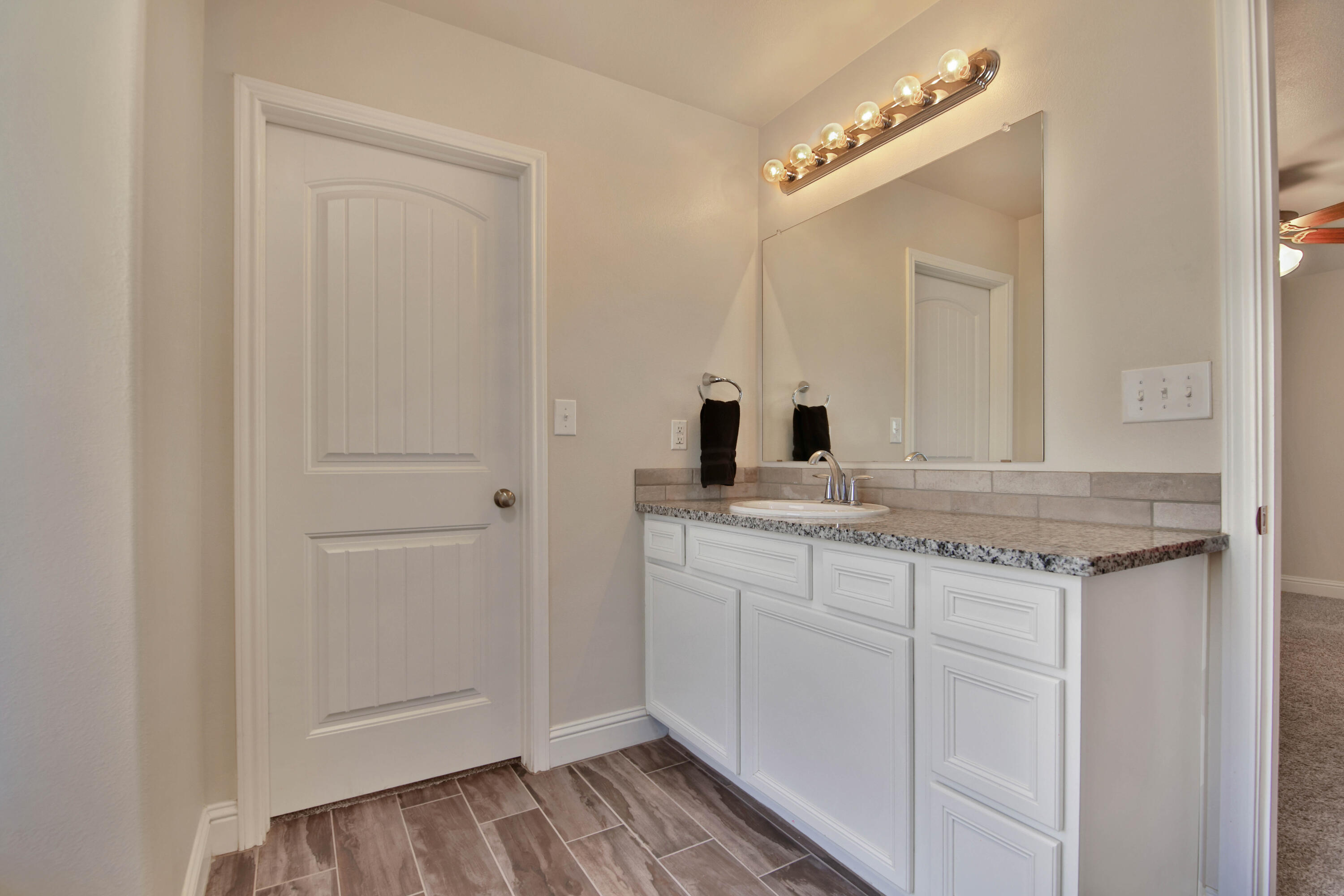 13613 Uvalde Avenue Lubbock, TX 79423 - Photo 19 of 24 1L1A0527