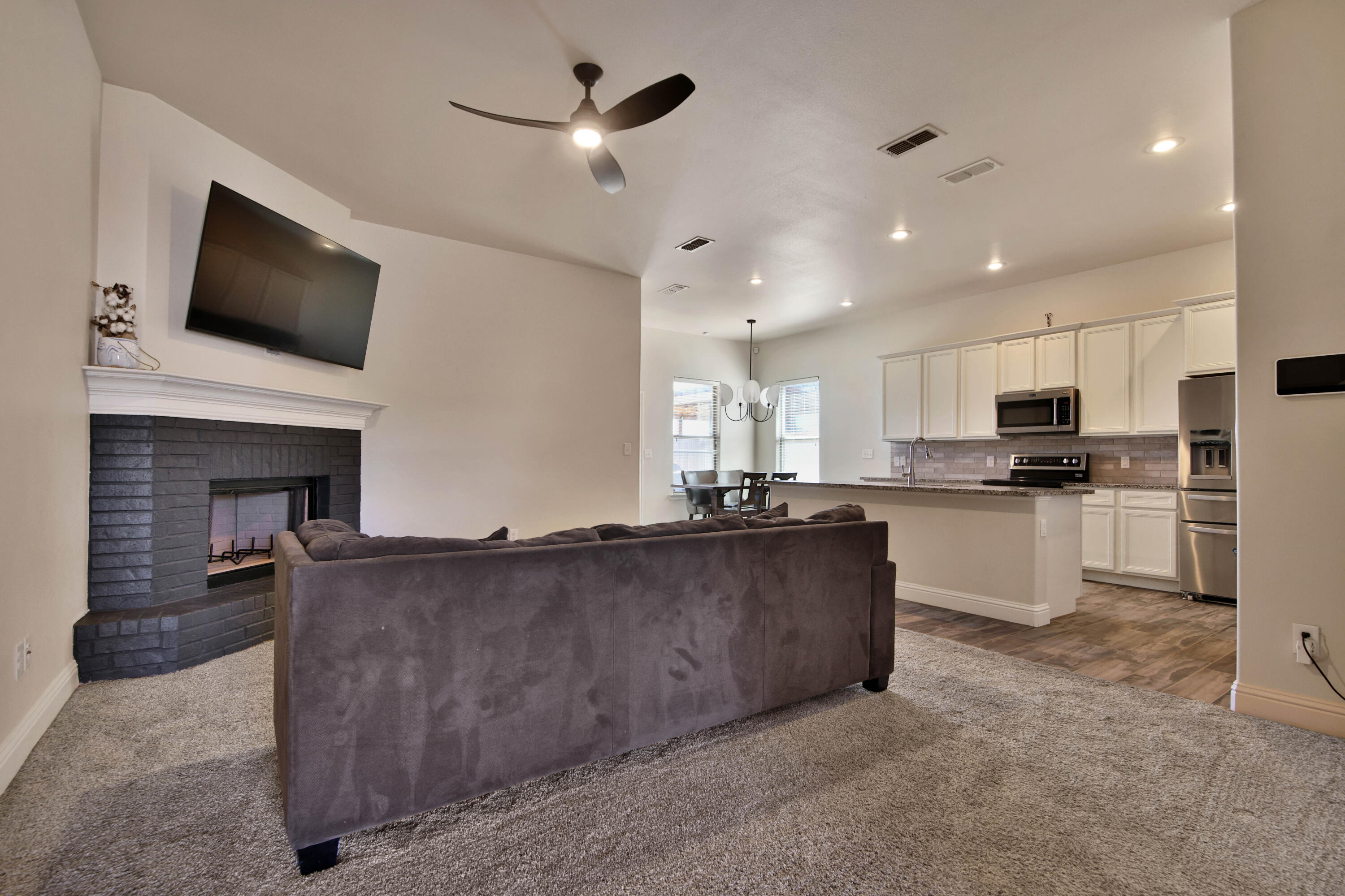13613 Uvalde Avenue Lubbock, TX 79423 - Photo 5 of 24 1L1A0533