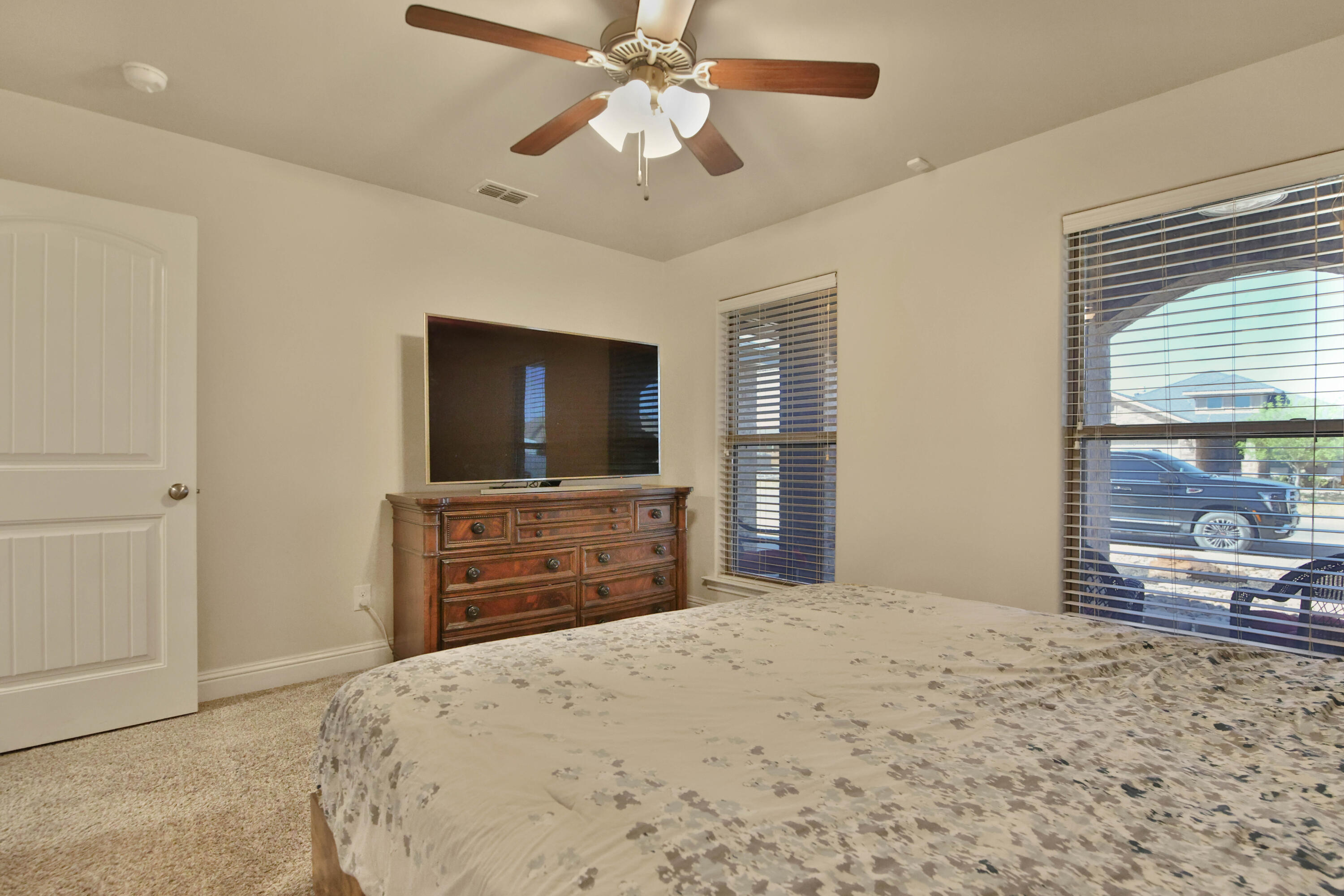 13613 Uvalde Avenue Lubbock, TX 79423 - Photo 10 of 24 1L1A0509