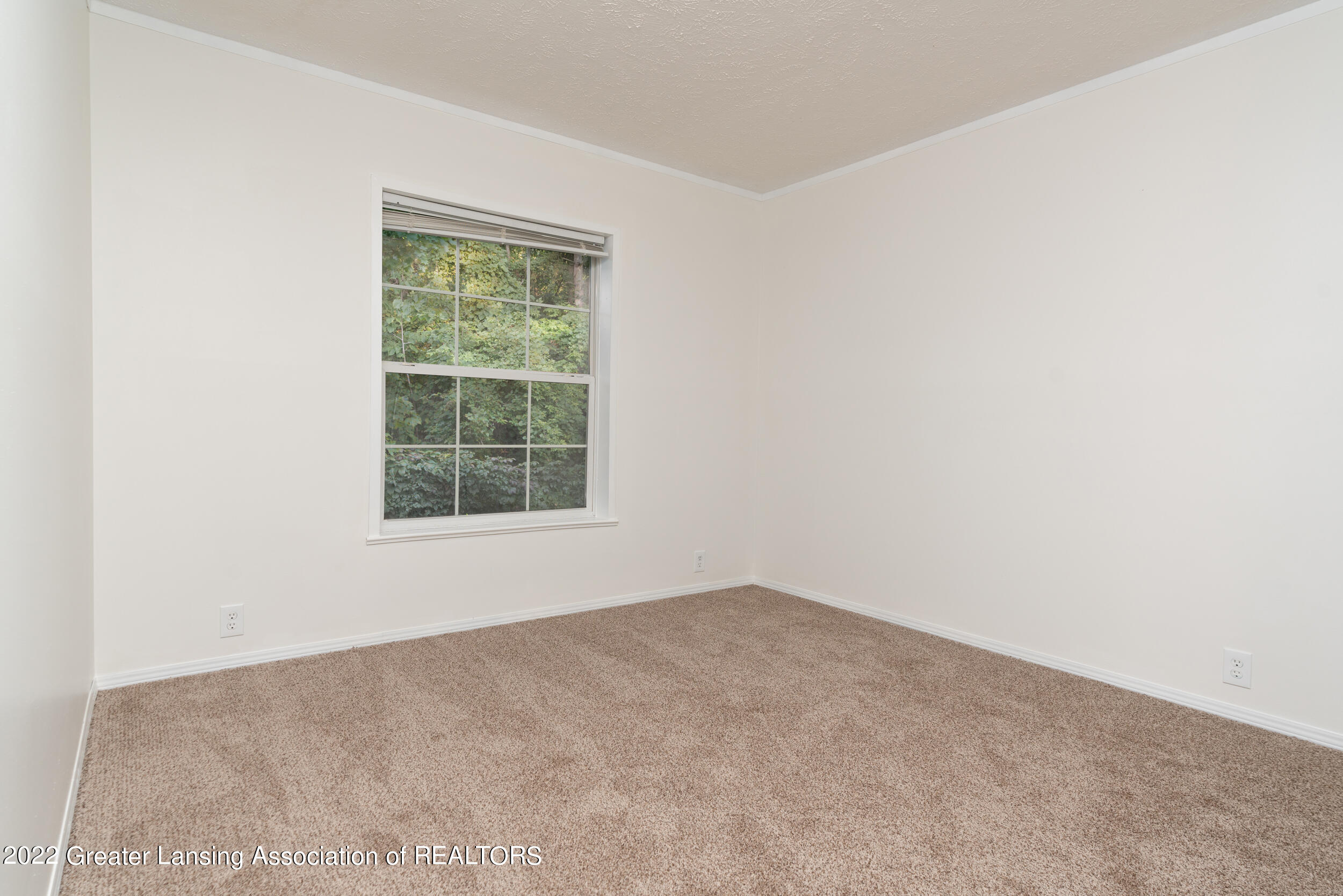 937 Pierce Road Lansing, MI 48910 - Photo 15 of 20 DSC05645