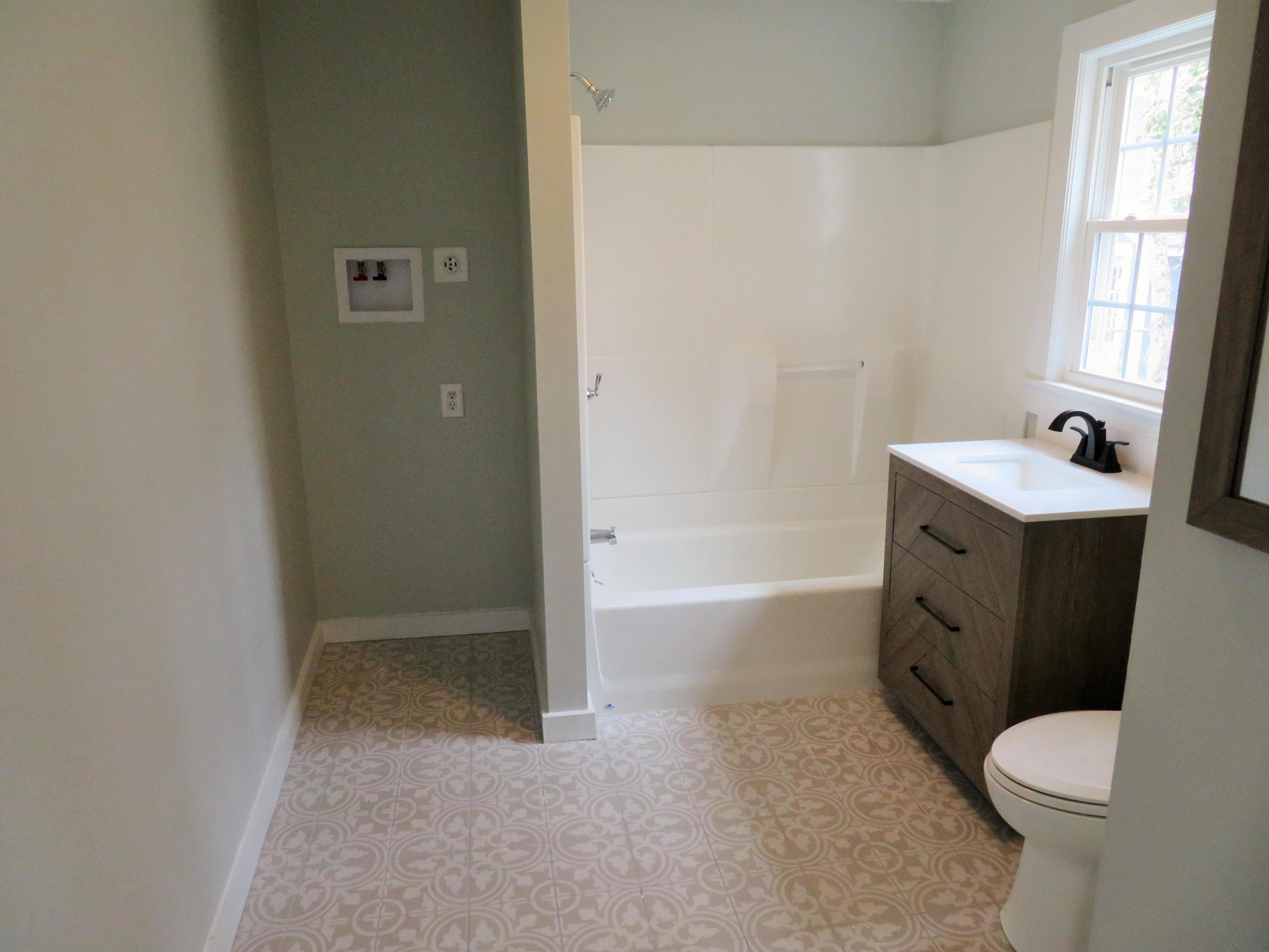 306 Oak Neck Road Hyannis, MA 02601 - Photo 8 of 25 IMG_0603