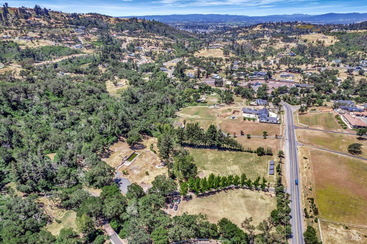 1400 Riebli Road Santa Rosa, CA 95404 - Photo 21 of 48 Gallery Image 21