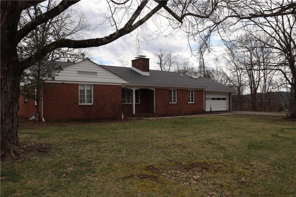 511 Summit Avenue Ligonier, PA 15658 - Photo 4 of 29