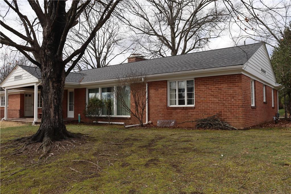 511 Summit Avenue Ligonier, PA 15658 - Photo 5 of 29