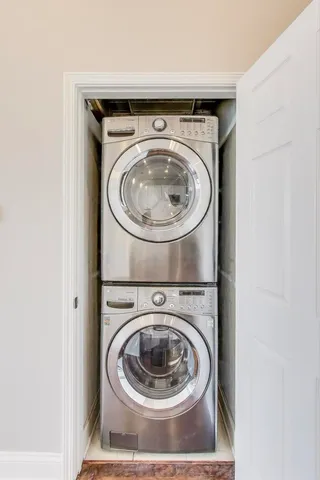 $375,000 | 1301 West Washington Boulevard, Unit 604, Chicago, IL 60607