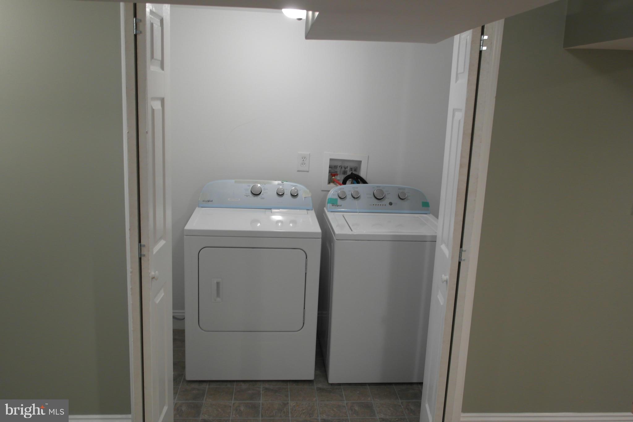 1221 Silverthorne Road Baltimore, MD 21239 - Photo 18 of 28 Interior (General)